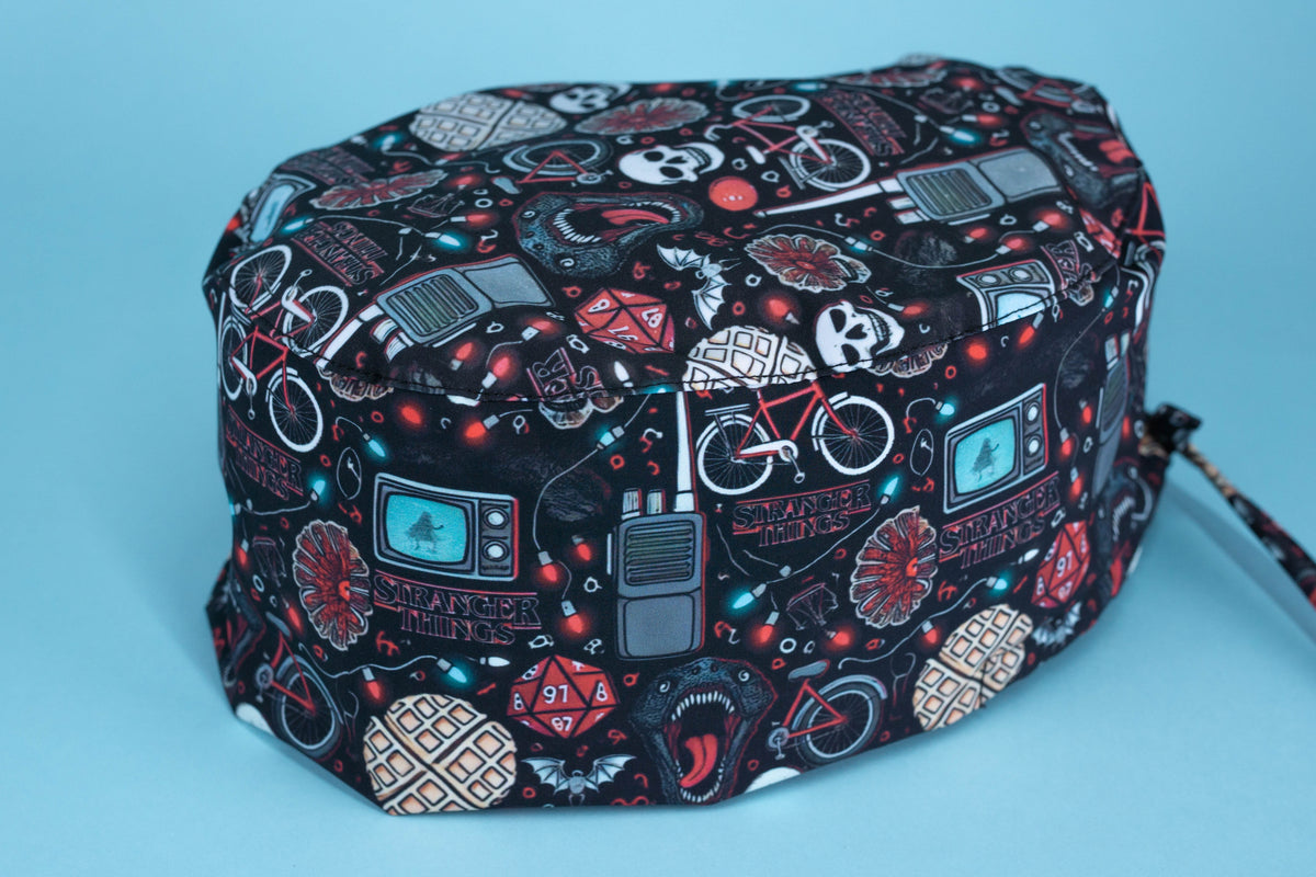 Gorro quirúrgico stranger radio